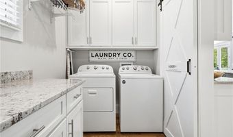 180 Laurel Ridge Ln, Ball Ground, GA 30107