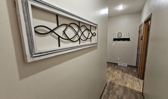 39081 Greenwood Ln, Aberdeen, SD 57401