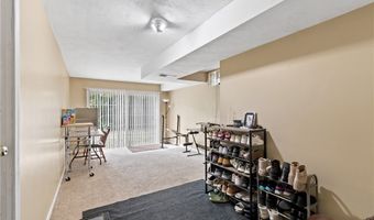 341 Abbyshire Rd, Akron, OH 44319
