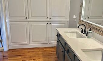 517 Meadowlark Dr, Albany, GA 31707