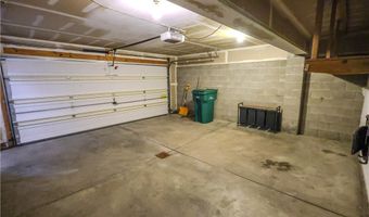 675 Village Green Blvd E, Adams Twp., PA 16046