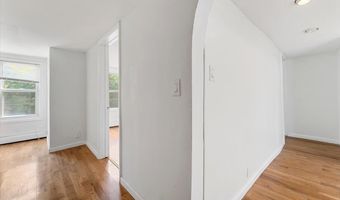 85 HOBART Ave, Bayonne, NJ 07002