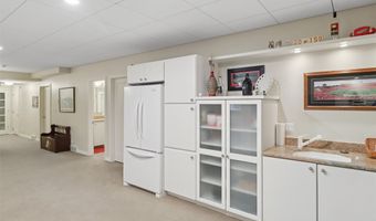 3212 Magnolia Cir, Ames, IA 50014