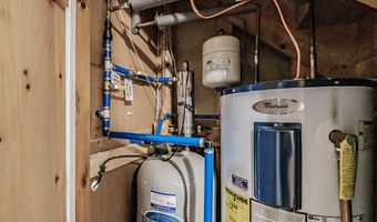 95 Loop Rd, Acton, ME 04001