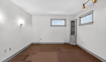 3 HIDDEN Ln, Abington, PA 19001