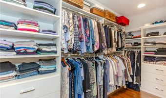 7 White Birch Rd, Cranston, RI 02920