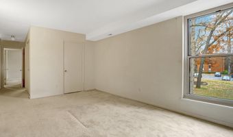 8300 TOBIN Rd 23, Annandale, VA 22003