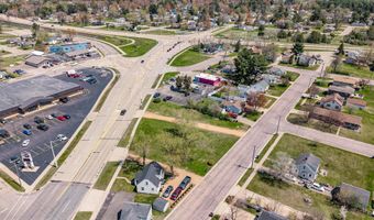1820 1830 BAKER Dr, Wisconsin Rapids, WI 54494