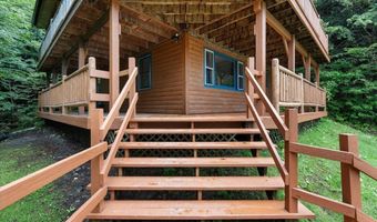 46 Log Cabin Dr, Cambridge, VT 05465