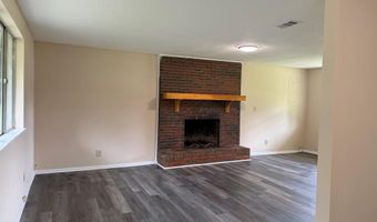 134 Lynwood Dr, Bainbridge, GA 39819