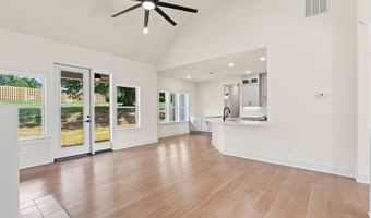 135 Oak Ter, Baldwin, GA 30511
