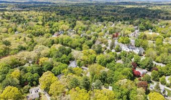 37 Concord Rd, Acton, MA 01720