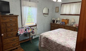 124 Brentwood Dr, Bristol, CT 06010