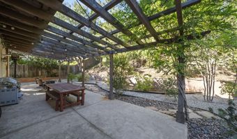 30729 Lakefront Dr, Agoura Hills, CA 91301
