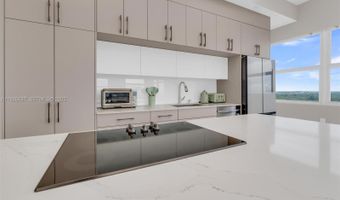18011 Biscayne Blvd PH04, Aventura, FL 33160