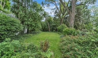 1816 Frieze Ave, Ann Arbor, MI 48104