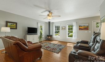 40 Harold Sluder Rd, Alexander, NC 28701
