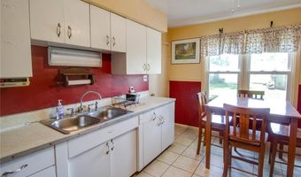 941 Douglas St, Alton, IL 62002