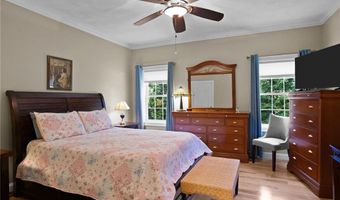 41 Breakneck Hill Rd 26, Lincoln, RI 02865