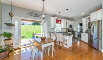 4 GARRY Ln, Andover, NJ 07848