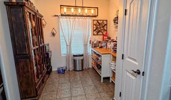 1837 Hays Dr, Carlsbad, NM 88220