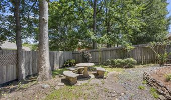 525 Ridge Cir, Brandon, MS 39047