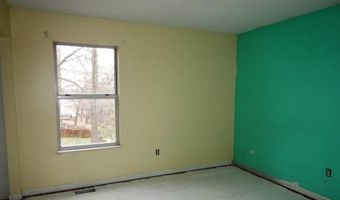 1545 Greenfield Crossing Ct, Ballwin, MO 63021