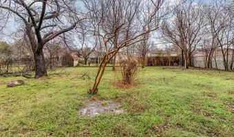 808 Gregory Ave, Bedford, TX 76022