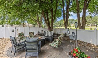 800 Scenic View Blvd, Altoona, IA 50009