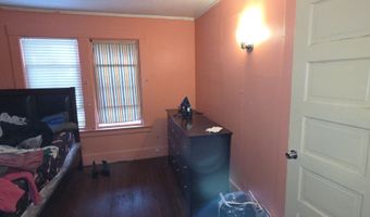 18 Darby St, Bloomfield, CT 06002