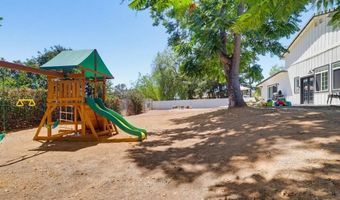 3221 E Victoria, Alpine, CA 91901