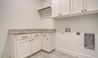101 Consolation Dr, Millsap, TX 76066