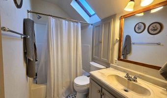 1680 2000, Bartlett, KS 67332