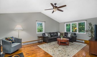 5 Hickory Hill Dr, Londonderry, NH 03053