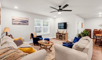 6595 Eastland Cir, Biloxi, MS 39532