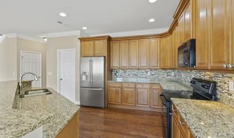 320 Verdana Ct, Boiling Springs, SC 29316
