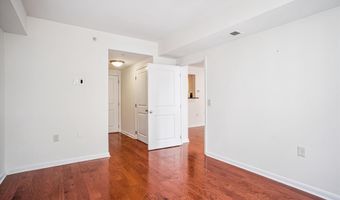 851 N GLEBE Rd 718, Arlington, VA 22203