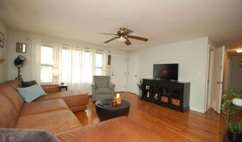 8 Teaberry Ln, Bedford, NH 03110