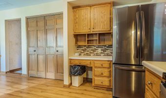 914 S Duesenberg Dr, Auburn, IN 46706