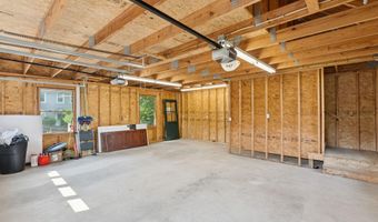 26 Grove St, Bath, ME 04530