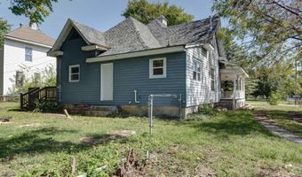 503 Mcnatt Ave, Aurora, MO 65605