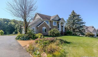 5814 Cannon Hills Dr NE, Ada, MI 49301