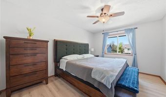 7135 Upper 157th St W, Apple Valley, MN 55124