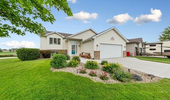 1006 24th Ave NW, Austin, MN 55912
