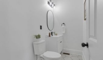 226 E Main St, Amanda, OH 43102