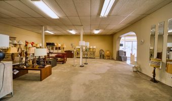 321 S Canyon St, Carlsbad, NM 88220