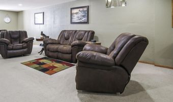1312 NE 15th Ave, Aberdeen, SD 57401