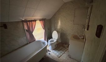 223 NE 6th St, Abilene, KS 67410