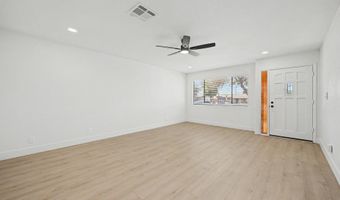 562 E HONDO Ave, Apache Junction, AZ 85119