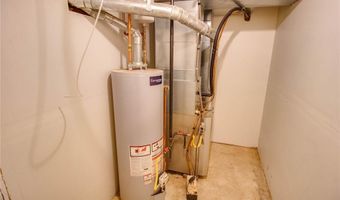 645 Elfgen St, Alton, IL 62002